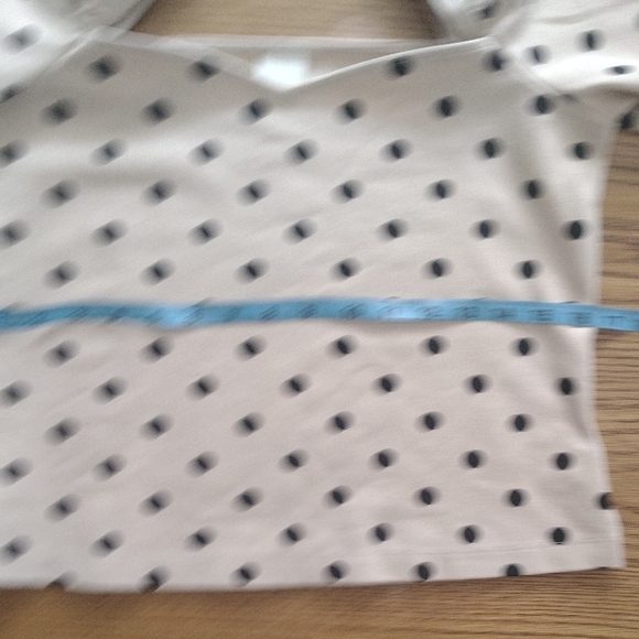 H&M Cream Polka Dot Square-Neck Puff Sleeve Crop Top - Picture 7 of 9